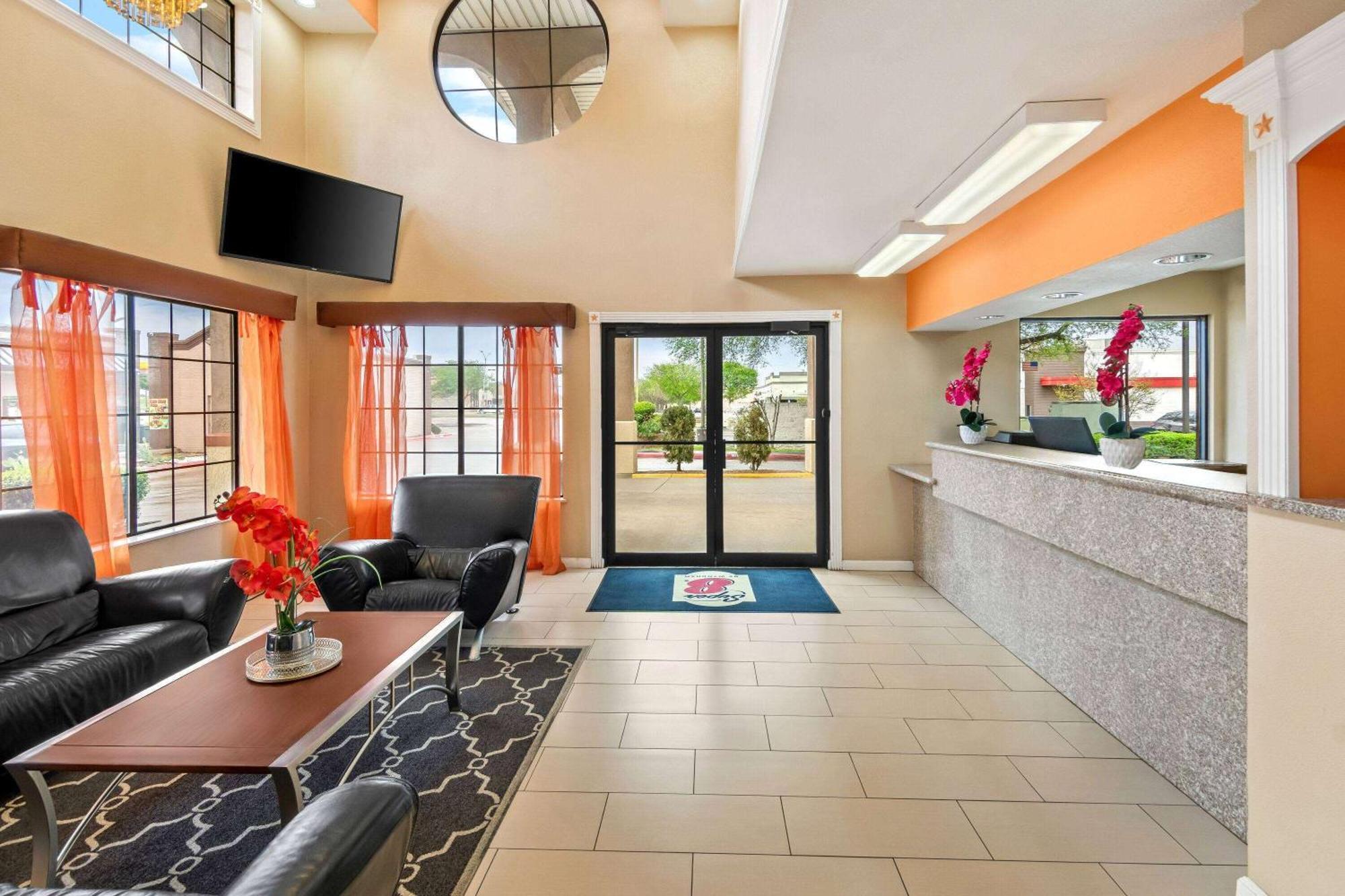 Super 8 By Wyndham Grand Prairie Southwest Exterior foto